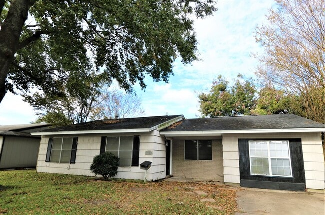 property at 2708 Avenue N