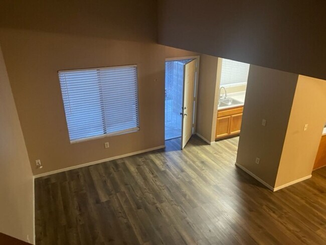 8502 Laborough Dr in Bakersfield, CA - Building Photo - Building Photo