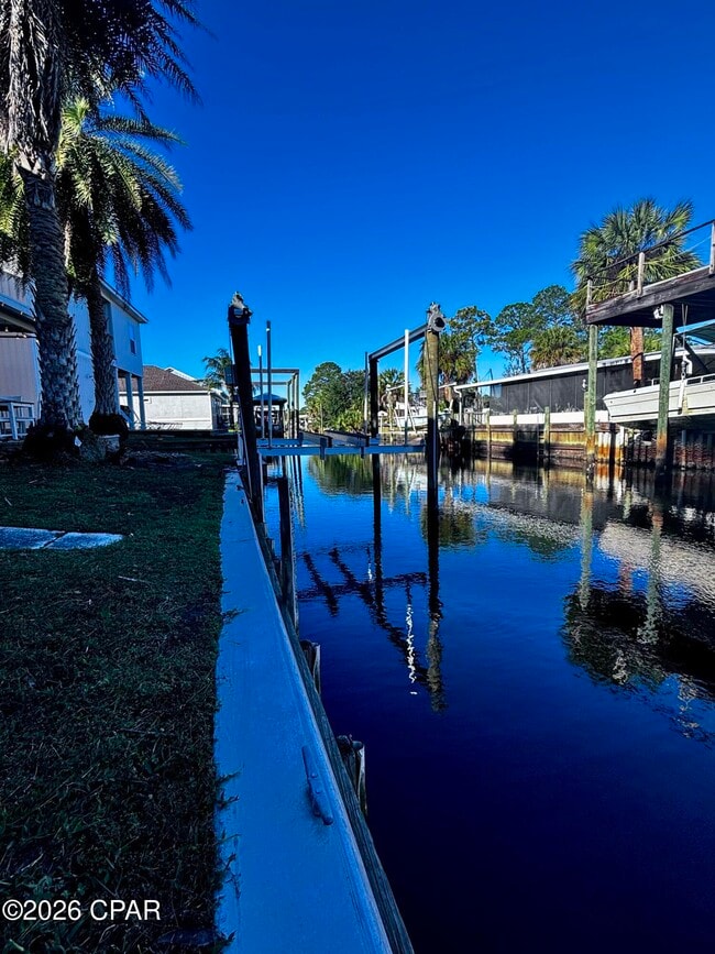 property at 6588 Harbour Blvd