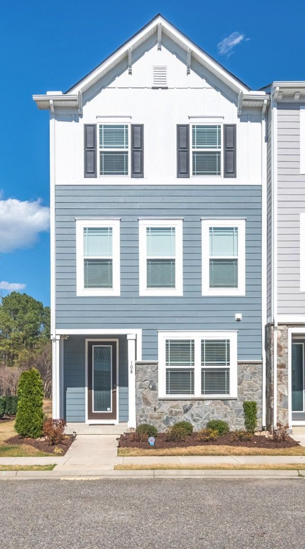 108 Daybeacon St in Yorktown, VA - Building Photo - Building Photo