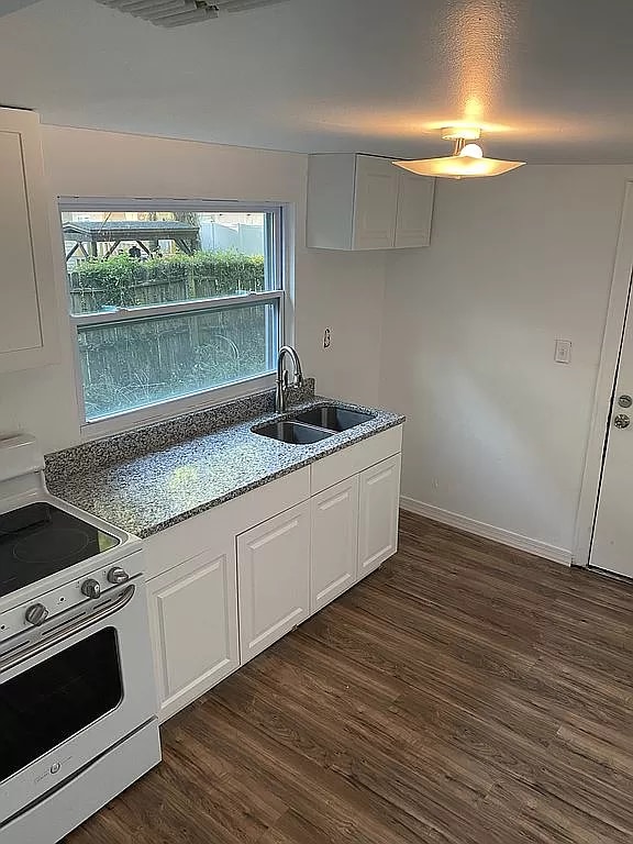 property at 314 Baron Cv