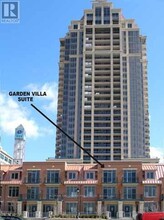 320-320 City Centre Dr in Mississauga, ON - Building Photo - Building Photo