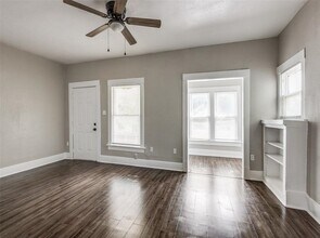 8318 Lawler St in Houston, TX - Building Photo - Building Photo