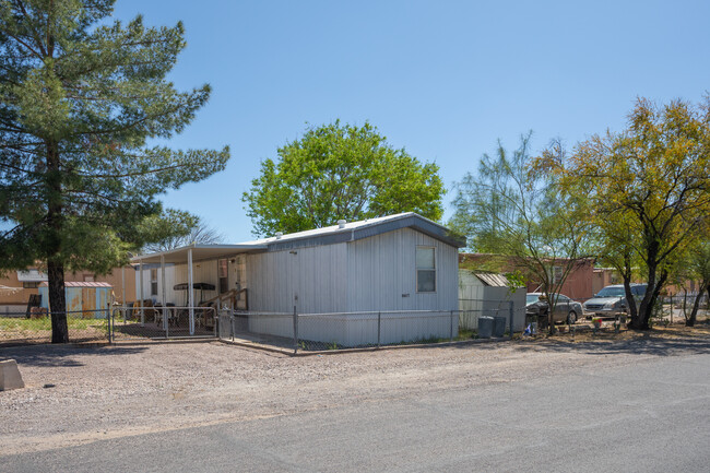 5645 S Bonney Ave in Tucson, AZ - Building Photo - Building Photo