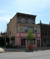 208 - 210 E Lincoln Hwy Apartments