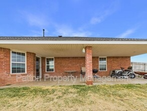 1701 Rock Creek Rd in Amarillo, TX - Building Photo - Building Photo