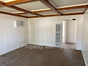 5628 James Wy in Sacramento, CA - Building Photo - Building Photo