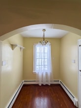 715 Western Ave, Unit 1 in Albany, NY - Foto de edificio - Building Photo