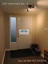 1025 Upper Gage Ave in Hamilton, ON - Building Photo - Building Photo