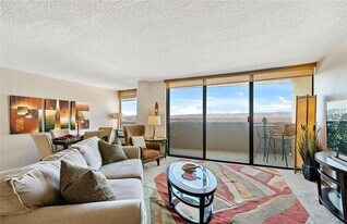 1020 15th St, Unit 40N in Denver, CO - Building Photo