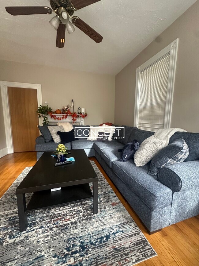 68 Calumet St, Unit 1 in Boston, MA - Building Photo - Building Photo