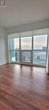 117-3117 McMahon Dr in Toronto, ON - Building Photo - Building Photo