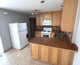 6636 N Harlem Ave in Chicago, IL - Building Photo - Building Photo