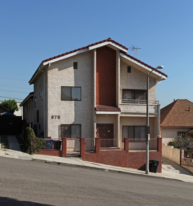 970 Everett St in Los Angeles, CA - Foto de edificio - Building Photo