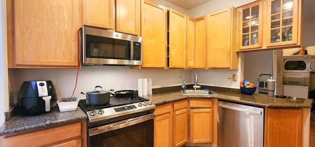 property at 832 Seward St