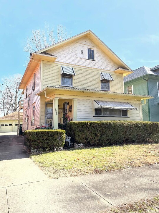 1230 S 5th St in Terre Haute, IN - Building Photo