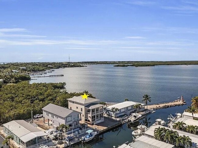 property at 112 Seagull Ln