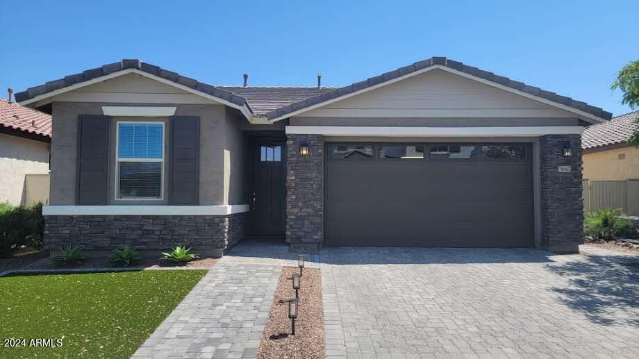 19683 W Turney Ave in Litchfield Park, AZ - Building Photo