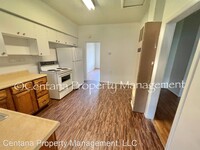 1021 E Commercial Ave photo'