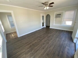 3529 W 7th St-Unit -7 in Fort Worth, TX - Building Photo - Building Photo