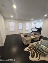 486 W Lincoln Ave in Ocean Township, NJ - Building Photo