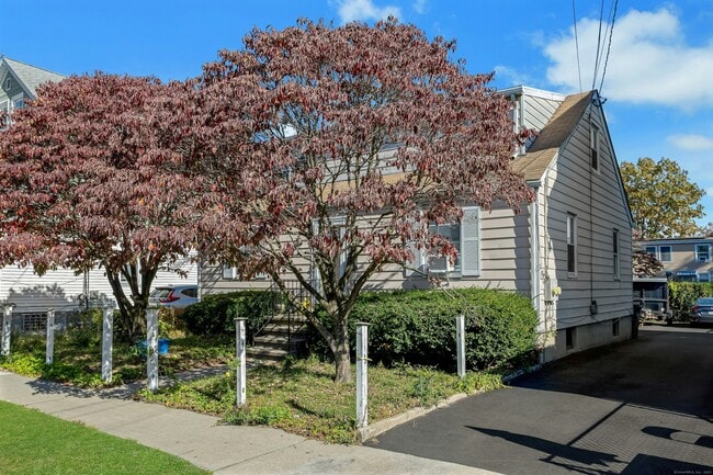 property at 80 Victory St