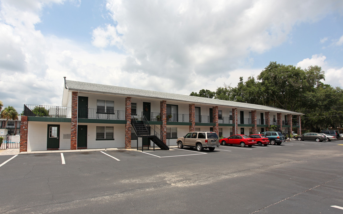 Georgetown Apartments in Winter Haven, FL - Building Photo