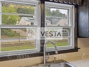 34 Huffman Rd in Asheville, NC - Building Photo - Building Photo