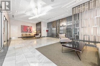 300 Lisgar St in Ottawa, ON - Building Photo - Building Photo