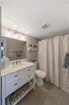 1431 Thrush Plz, Unit 1 in St. Louis, MO - Building Photo