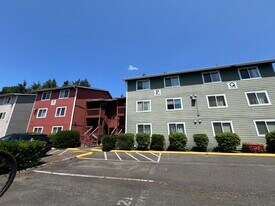 3438 I St NE, Unit P303 in Auburn, WA - Building Photo