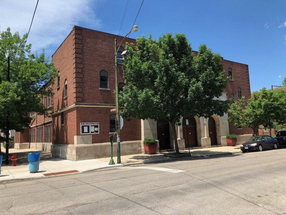 1820 S Leavitt St in Chicago, IL - Building Photo