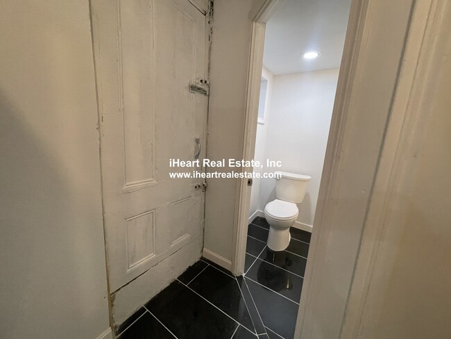 474 E 7th St, Unit 1 in Boston, MA - Building Photo - Building Photo