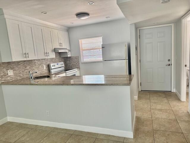 12007 Poinciana Blvd in Royal Palm Beach, FL - Building Photo - Building Photo