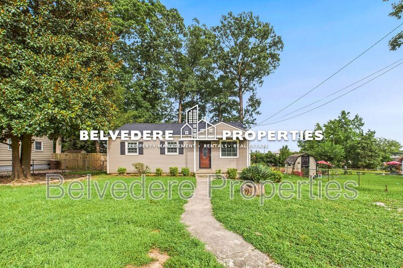 2913 Wildwood Dr in Greensboro, NC - Building Photo