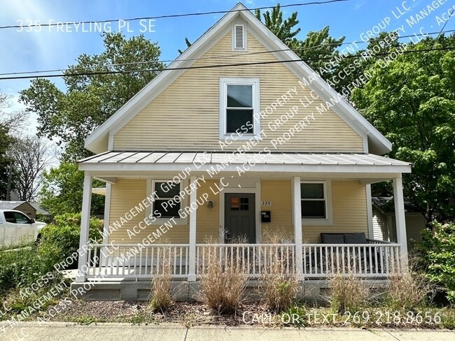 property at 335 Freyling Pl SE