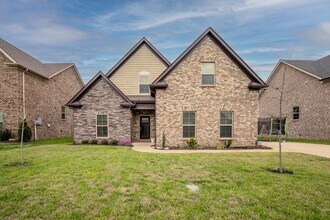 5322 Honeybee Dr in Murfreesboro, TN - Building Photo - Building Photo