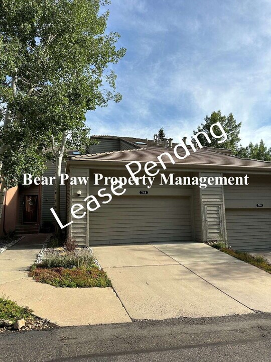 748 Ridgeside Dr in Golden, CO - Building Photo