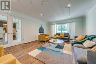 157 Trelawn Ave in Oakville, ON - Building Photo - Building Photo