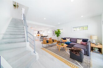 835 Jefferson Ave in Miami Beach, FL - Building Photo - Building Photo