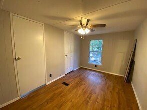 1058 E Owings St in Denison, TX - Building Photo - Building Photo