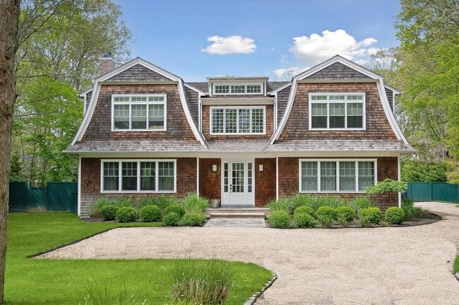 property at 201 Roses Grove Rd