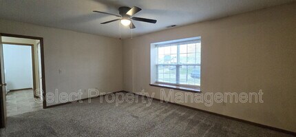 4022 Kimberwick Pl in Fort Wayne, IN - Building Photo - Building Photo