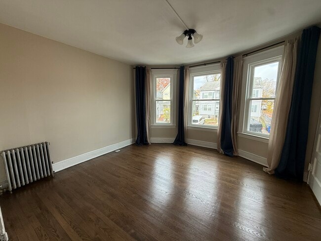 38 Duke St, Unit 38 Duke Street Fl 2