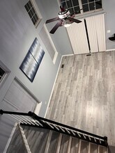 211 Oxford Ct in Oswego, IL - Foto de edificio - Building Photo