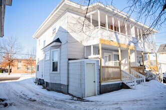 609 5th Ave in Eau Claire, WI - Building Photo - Building Photo