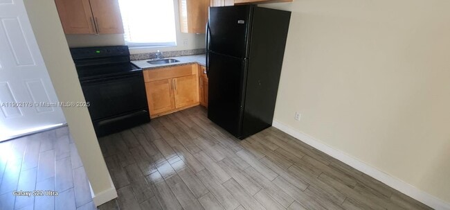 6200 Dewey St in Hollywood, FL - Building Photo - Building Photo