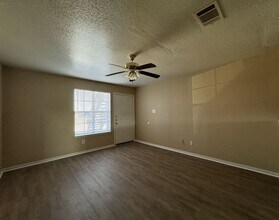 3406 Cantabrian Dr in Killeen, TX - Building Photo - Building Photo