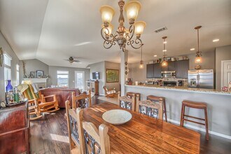 3806 Sausalito Fern in San Antonio, TX - Building Photo - Building Photo