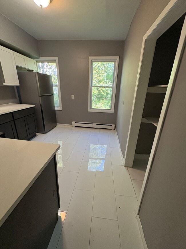 30 S 17th St, Unit 1 in East Orange, NJ - Building Photo - Building Photo